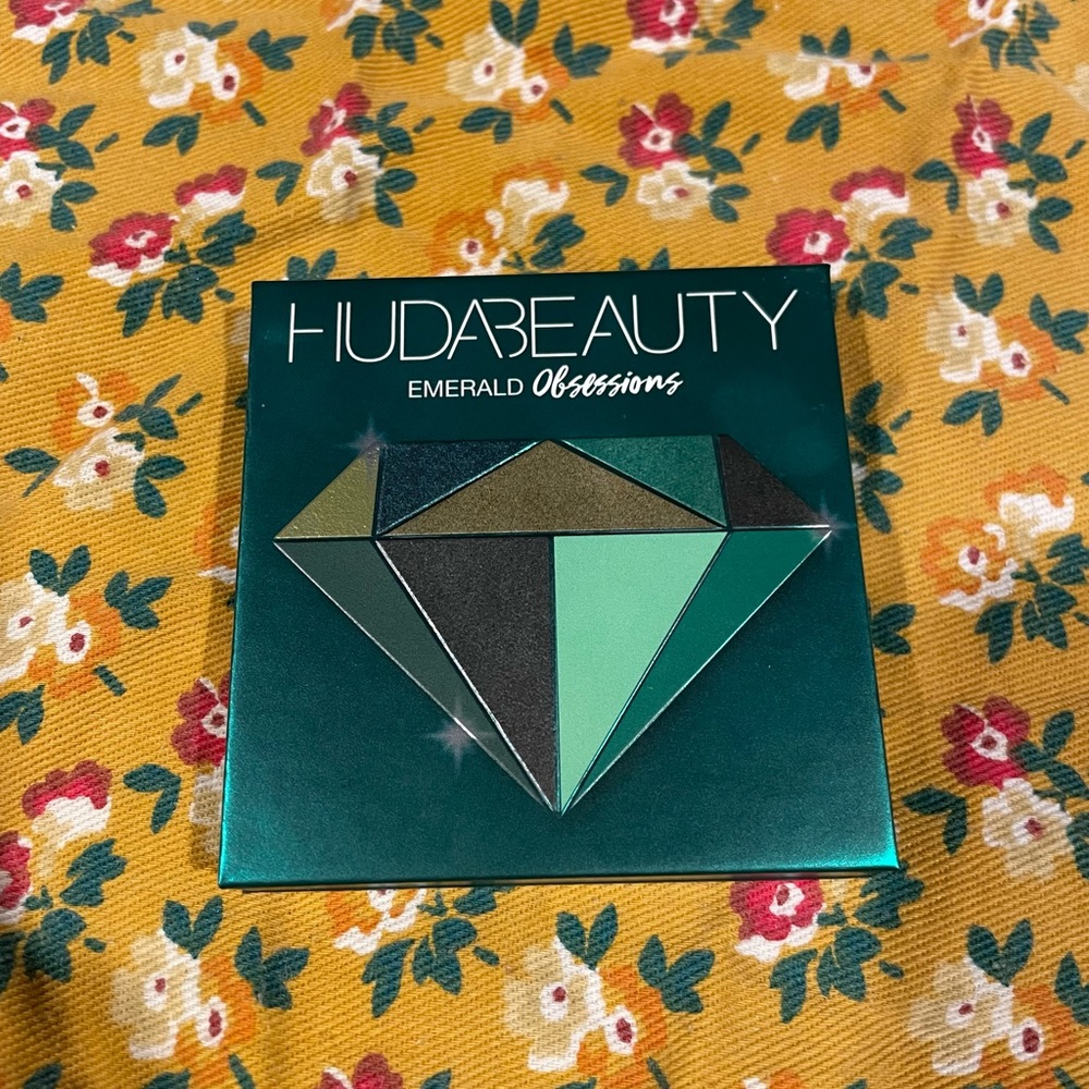 Emerald Eyeshadow Palette